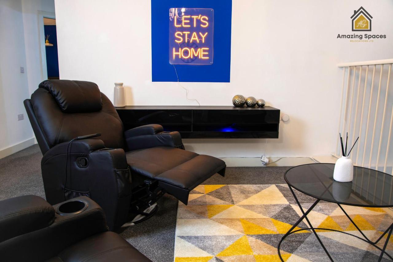 Large Unique 2 Bedroom Duplex Apartment With Private Parking & Free Wifi - Vat Qualifying By Amazing Spaces Relocations Ltd Warrington  Exterior foto