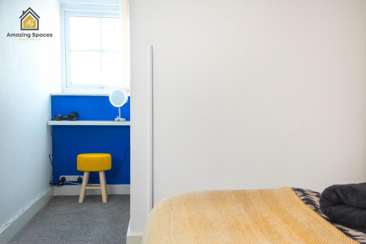 Large Unique 2 Bedroom Duplex Apartment With Private Parking & Free Wifi - Vat Qualifying By Amazing Spaces Relocations Ltd Warrington  Exterior foto